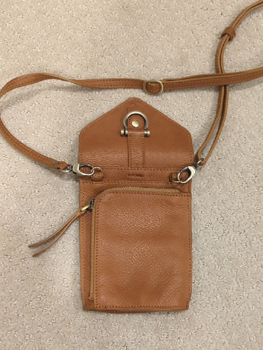 Sapahn Grace Crossbody Leather Bag - Picture 3 of 6